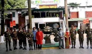 জবিকে সেনাবাহিনীর প্রধানের প্রজেক্টর হস্তান্তর