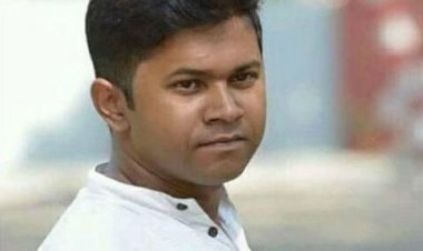 মাতাল ‘বিথীকা’ ফুলও গন্ধহীন