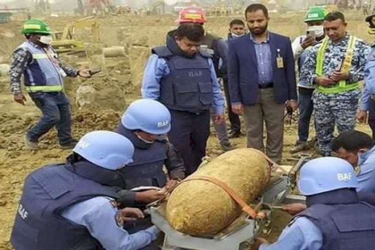শাহজালালে বিশাল আকৃতির বোমা উদ্ধার