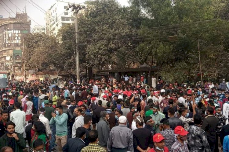 রাজধানীতে বিএনপির রাস্তা অবরোধ চেষ্টা ভন্ডুল
