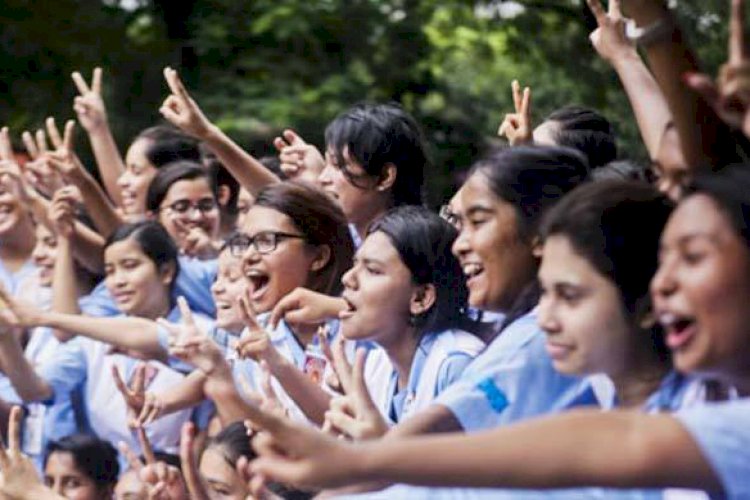 ঘরে বসেই এইচএসসির ফল জানবেন যেভাবে