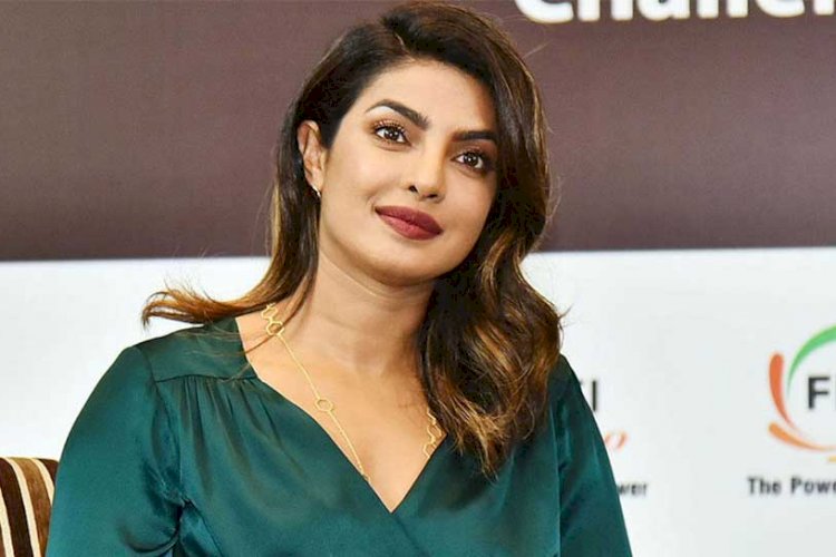 ১১ সন্তান নিয়ে ক্রিকেট টিম গড়তে চান প্রিয়াঙ্কা