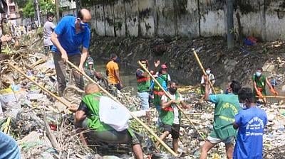 খাল উদ্ধারে মেয়র আতিকের হুশিয়ারি
