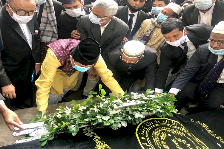 আব্দুল মান্নান সাদা-শার্টের সম্মান ও মর্যাদা বহন করেই চলে গেছেন : মেয়র তাপস