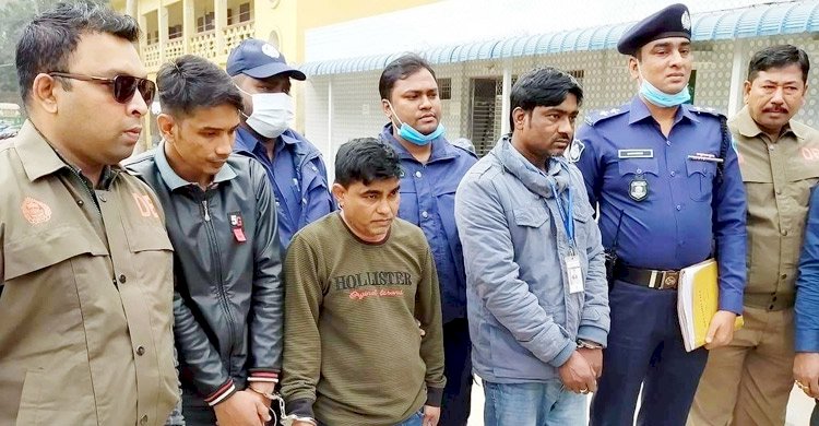কুমিল্লায় সাংবাদিক পরিচয়ে ডাকাতি, ৩ জন গ্রেফতার