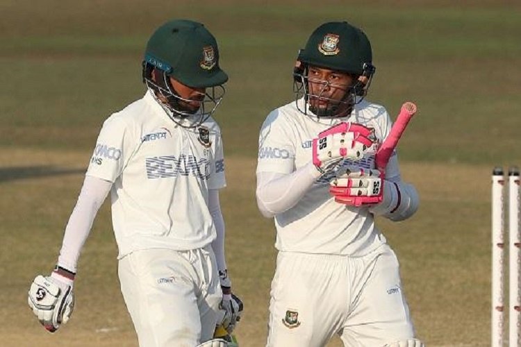 তৃতীয় দিন শেষে ২১৮ রানের লিড বাংলাদেশের