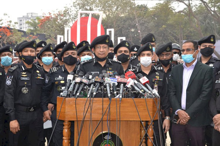 শহীদ মিনার এলাকায় মধ্যরাত থেকে নিরাপত্তা নজরদারি