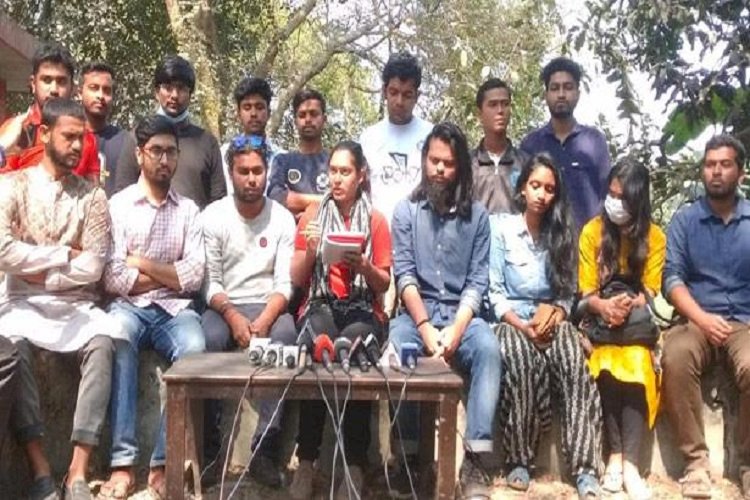 জাবি প্রশাসনকে মামলা করতে ২৪ ঘণ্টার আলটিমেটাম শিক্ষার্থীদের