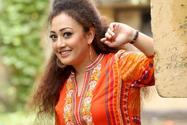 কণ্ঠশিল্পী নিশিতার গায়ে হলুদ সম্পন্ন, বিয়ে কাল