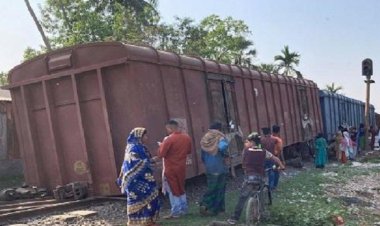 কুষ্টিয়ায় ট্রেনের বগি লাইনচ্যুতির ঘটনায় তদন্ত কমিটি