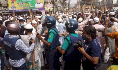 হেফাজতের আন্দোলনে উত্তাল পল্টন মোড়