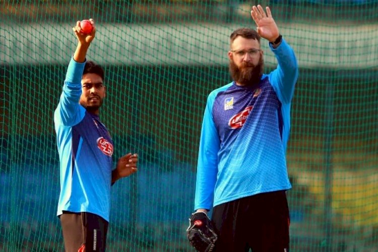 মিরাজ শীর্ষ পাঁচেই টিকে গেলো