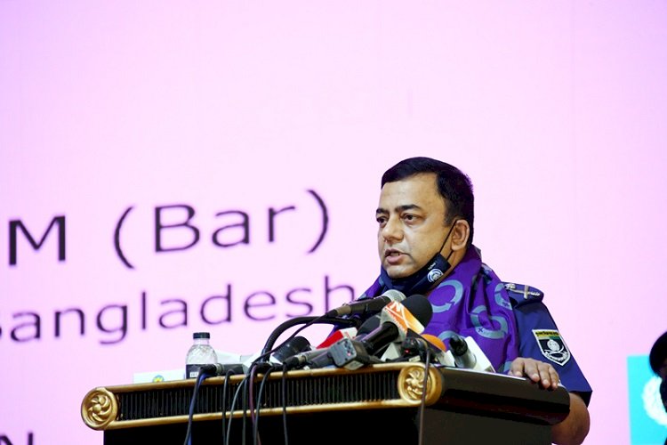 বিধিনিষেধ প্রতিপালনে পুলিশকে কঠোর হওয়ার নির্দেশ