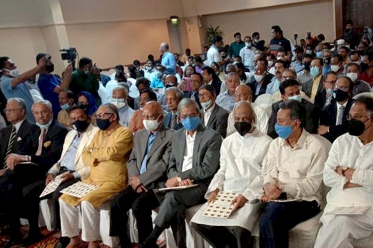এই সরকারকে সরাতে হলে অস্ত্র নিয়ে নামতে হবে: বিএনপি