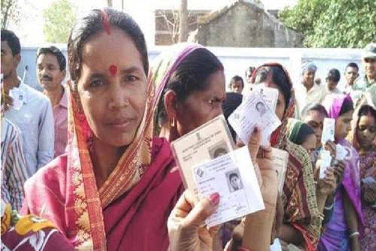 ব্যাপক হাঙ্গামায় পশ্চিমবঙ্গে প্রথম পর্বের ভোট
