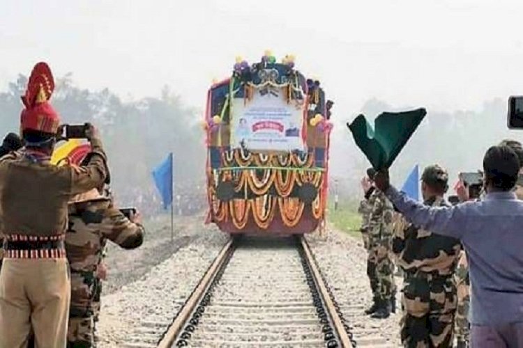 মিতালী এক্সপ্রেসের উদ্বোধন