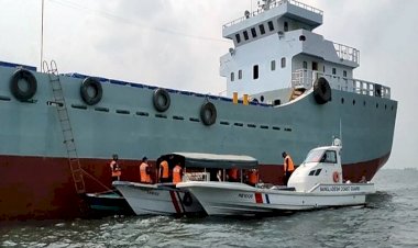 শীতলক্ষ্যায় লঞ্চকে ধাক্কা দেওয়া সেই কার্গো জাহাজ জব্দ, চালকসহ আটক ১৪