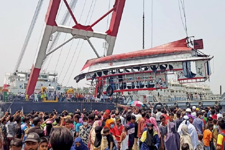 লঞ্চডুবি : ২৬ জনের মরদেহ উদ্ধার