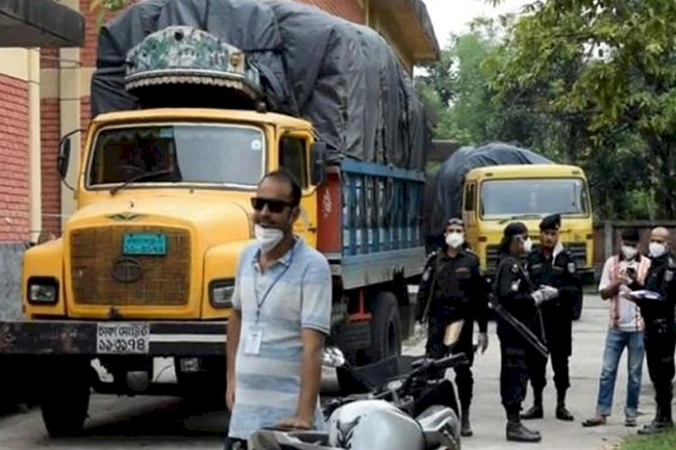 রাজধানীতে ট্রাকভর্তি মেয়াদোত্তীর্ণ কিট জব্দ, গ্রেপ্তার ৯