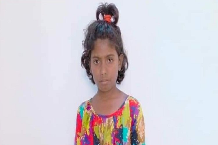 হারানো শিশুটির অভিভাবকের সন্ধান দিয়ে সহায়তা করুন