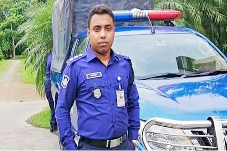 বগুড়ায় ফেনসিডিল বিক্রির দায়ে এএসপি প্রত্যাহার