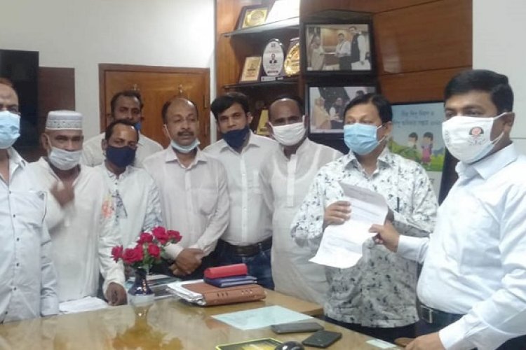 ফুলতলাবাসী ফুঁসে উঠেছে, পানি রক্ষায় ডিসির কাছে স্মারকলিপি