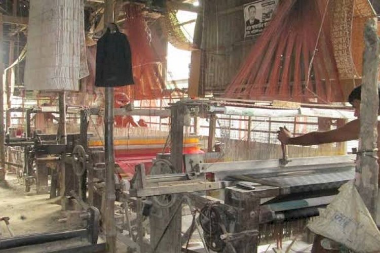 স্থবির সিরাজগঞ্জের তাঁত শিল্প