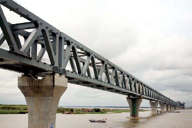 স্বপ্নের পদ্মা সেতু, অবাক বিশ্ব