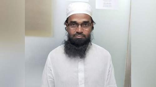 একদিনের রিমান্ডে হেফাজত নেতা শরিফউল্লাহ