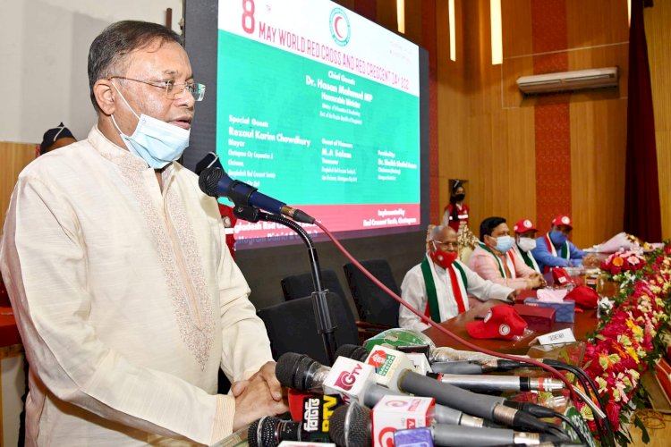 খালেদা জিয়াকে চিকিৎসার জন্য বিদেশ নেয়ার প্রয়োজন আছে কি না প্রশ্ন তথ্যমন্ত্রীর
