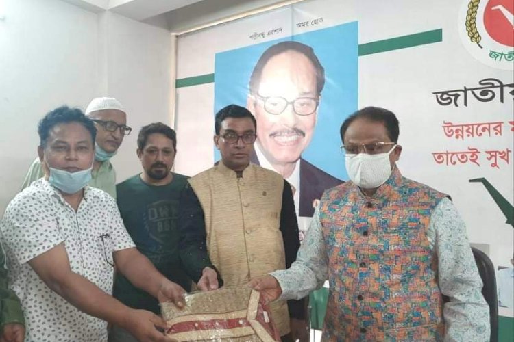সড়কে শৃংখলা রক্ষায় সরকার পুরোপুরি ব্যর্থ