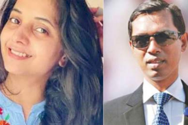 গায়ত্রীকে প্রথমদিন চুমু, দ্বিতীয়দিন শারীরিক সম্পর্কে জড়ান বাবুল আক্তার