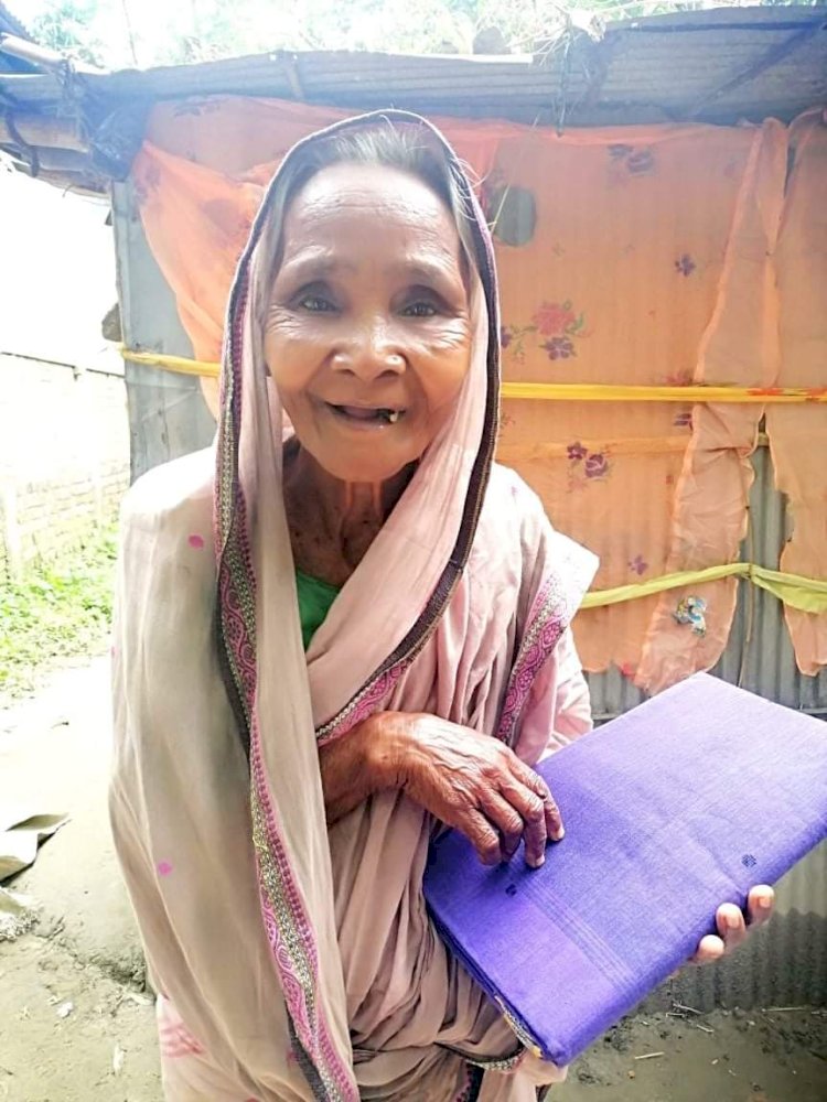 কচু আর পাটশাক খেয়ে রোজা রাখা মহিতনের পাশে এসপি বিপ্লব