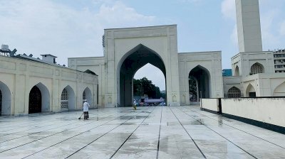 ঈদের জামাতের জন্য প্রস্তুত বায়তুল মোকাররম
