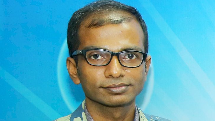 প্রাইভেটকার চাপায় সাংবাদিক গুরুতর আহত
