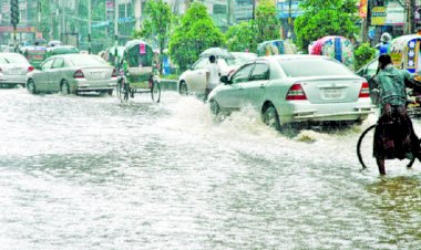 জ্যৈষ্ঠের বৃষ্টিতেই নাজেহাল রাজধানীবাসী!