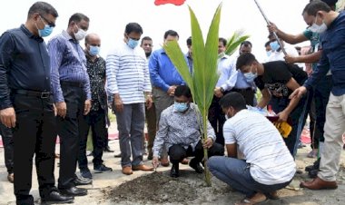 বৃক্ষ রোপন ও মাছের পোনা অবমুক্ত করলেন ডিএমপি কমিশনার