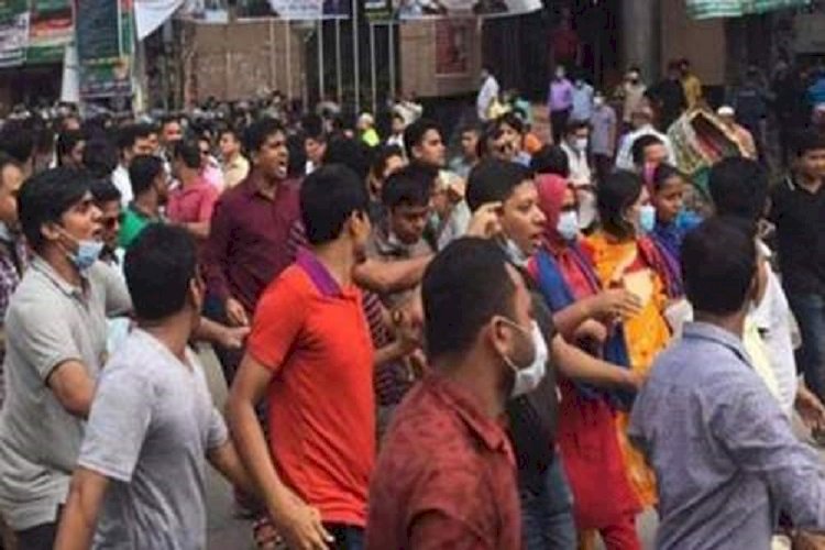 রাজধানীতে ছাত্রদলের মিছিলে পুলিশের ধাওয়া