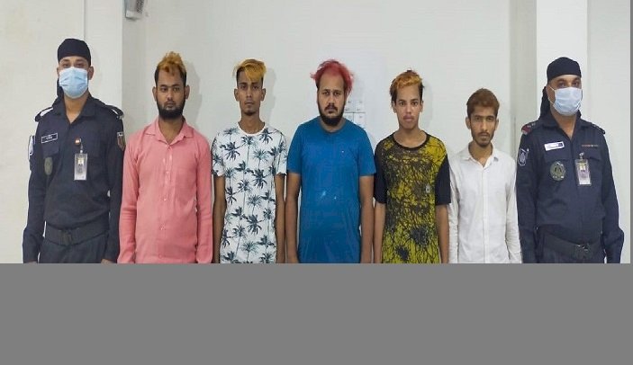 কিশোর গ্যাং 'রক কিং গ্রুপে'র পাঁচ সদস্য কারাগারে
