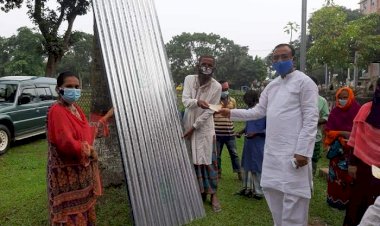 কুড়িগ্রামে প্রধানমন্ত্রীর সহায়তা পেলো নদী ভাঙ্গনে নিংস্ব ২৩ পরিবার