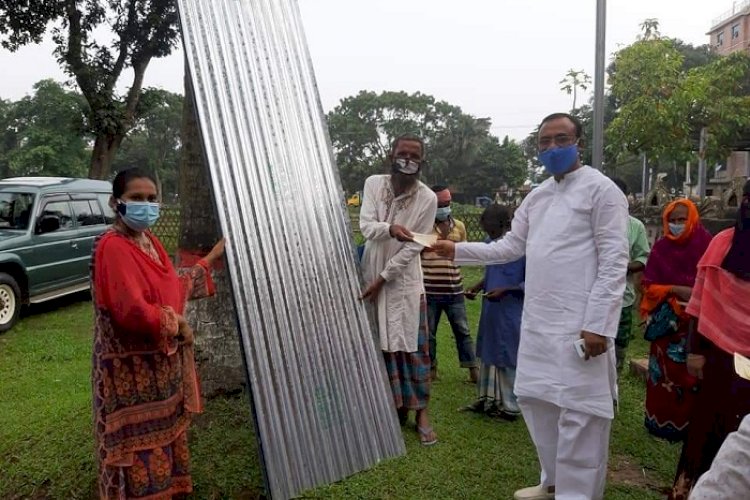 কুড়িগ্রামে প্রধানমন্ত্রীর সহায়তা পেলো নদী ভাঙ্গনে নিংস্ব ২৩ পরিবার