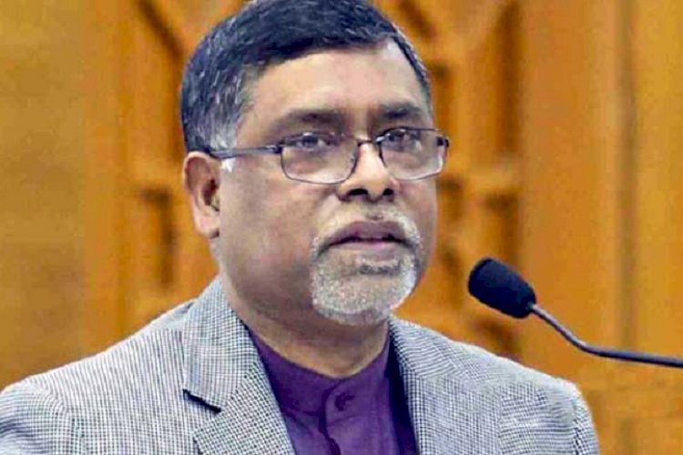 ‘লকডাউন’ না মানায় স্বাস্থ্যমন্ত্রী বিস্ময়!