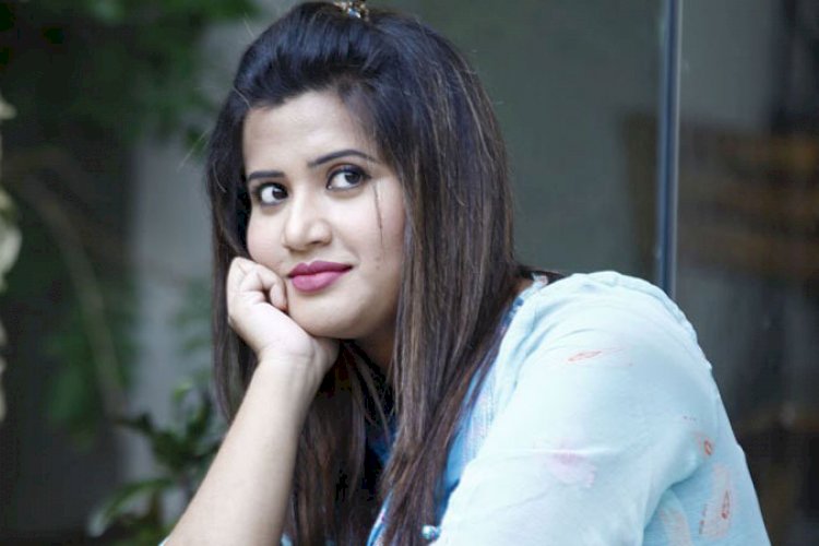 সেপ্টেম্বরে ন্যান্সির তৃতীয় বিয়ে