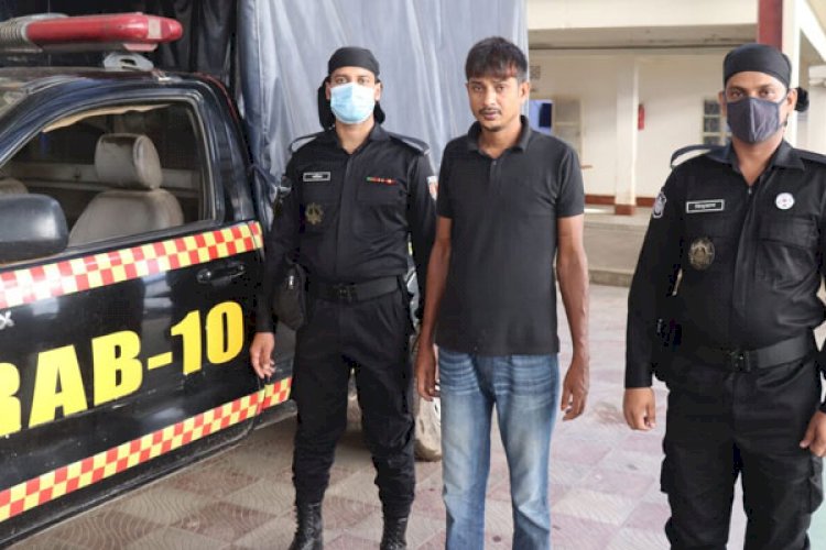 কেরানীগঞ্জে বিদেশী পিস্তল ও মাদকসহ সন্ত্রাসীকে গ্রেফতার করেছে র্যাব
