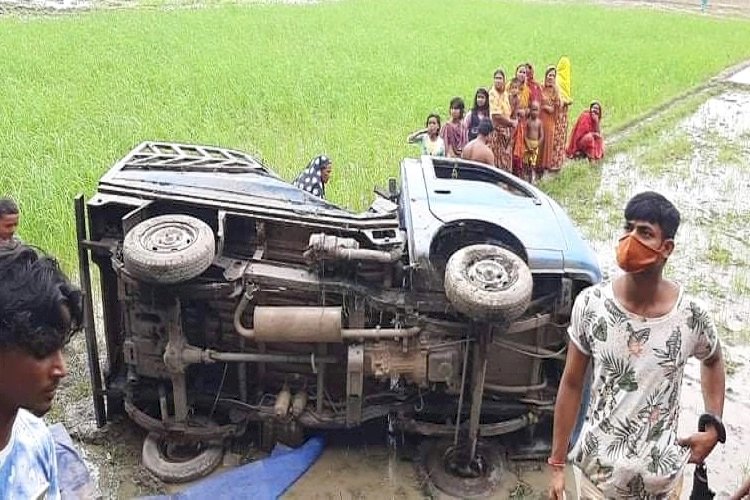 নাটোরে নারী ও শিশুসহ ছয়জন নিহত
