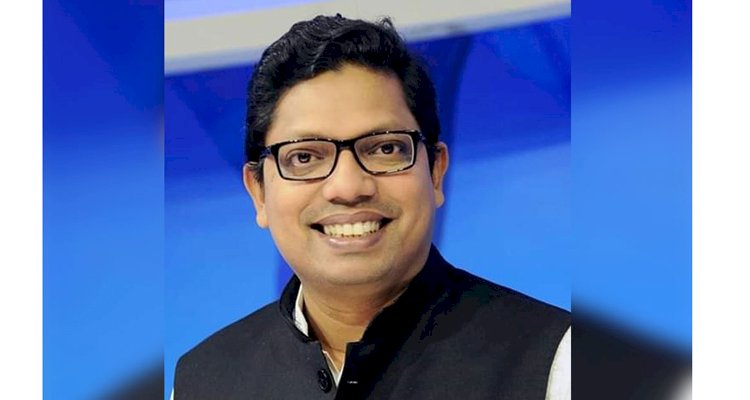 ভারতে পালানোর সময় বিমানবন্দরে আটক জুনাইদ আহ্মেদ পলক