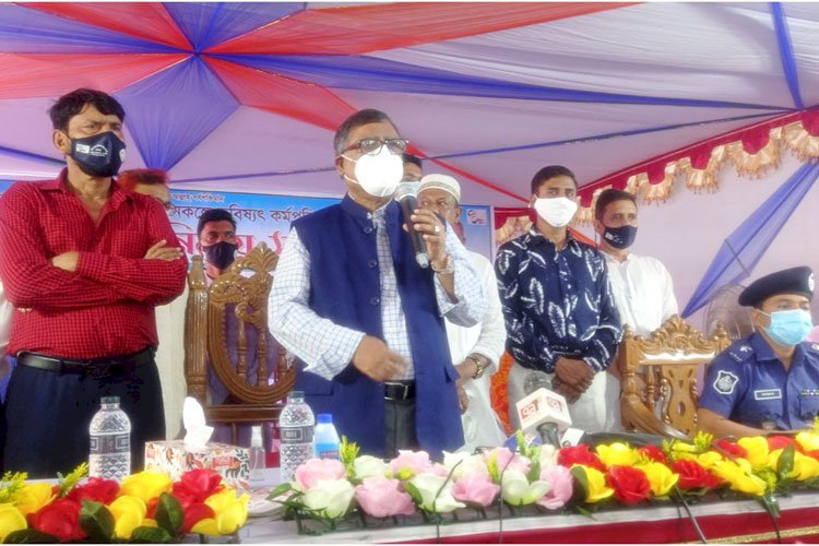 ফাইজারের টিকা দেওয়া হবে ১২ থেকে ১৭ বছরের শিক্ষার্থীদের