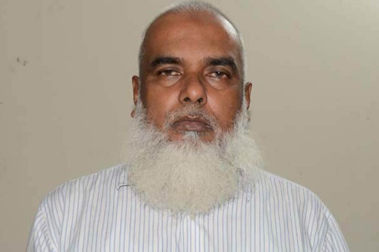 স্বাস্থ্য অধিদপ্তরের গাড়িচালক মালেকের অস্ত্র মামলায় ১৫ বছর কারাদণ্ড