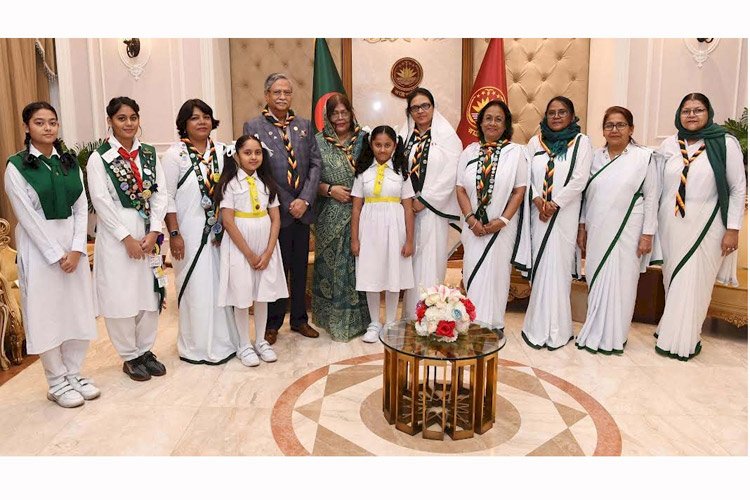 গার্ল গাইডস এর কার্যক্রমকে তৃণমূল পর্যায় ছড়িয়ে দেয়ার আহ্বান রাষ্ট্রপতির