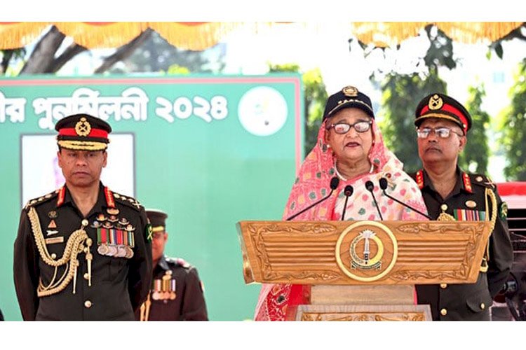 যেকোনো পরিস্থিতি মোকাবেলায় সশস্ত্র বাহিনীকে সক্ষম করে তোলা হচ্ছে : প্রধানমন্ত্রী